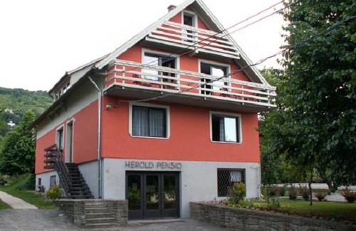 Szentendrei House | Herold Panzió