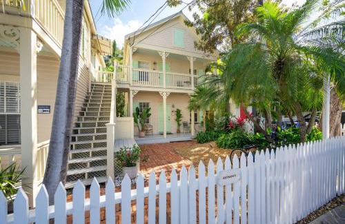 The Meadows Apartment | Heron Hideaway