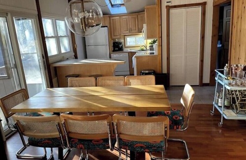 Ferndale House | Heron's Hideaway: Stylish Lakefront 5 BR Home