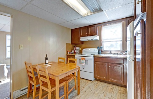 Hershey Apartment | Hershey Smores, Apt #2nRenovated 1 bedroom apt, full kitchen and pull out sofa