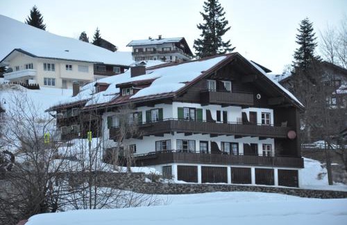 Hirschegg Hotel | Herzen´s Landhaus