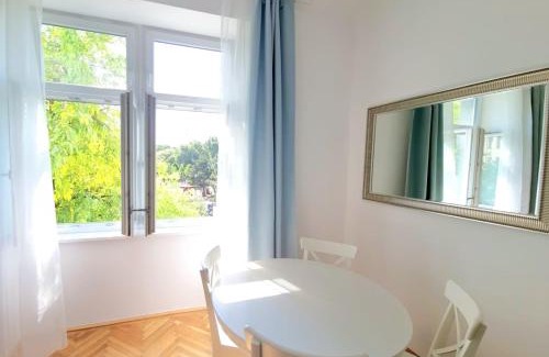 Stuwerviertel Apartment | Herzlich Willkommen - Küss die Hand 3