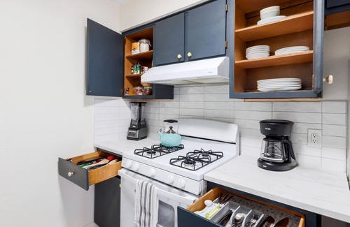 Barrington Oaks Hotel | Hestia: Pet friendly, Awesome N. Austin location