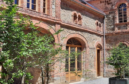 Buhlau Condo | HexenburgbeiDresden 2 Zimmer Architektenwohnung mit eigener Sauna, Whirlwanne und Kamin - Nähe Sächsische Schweiz