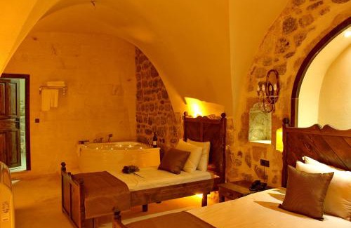 Artuklu Hotel | HH Babil Konağı