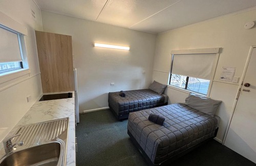 South Grafton Hotel | Hi-Way Motel Grafton - Contactless