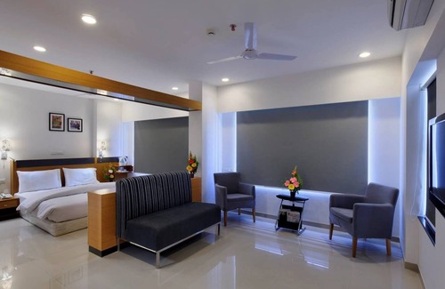 Nashik Hotel | Hi5 Hotel & Experience