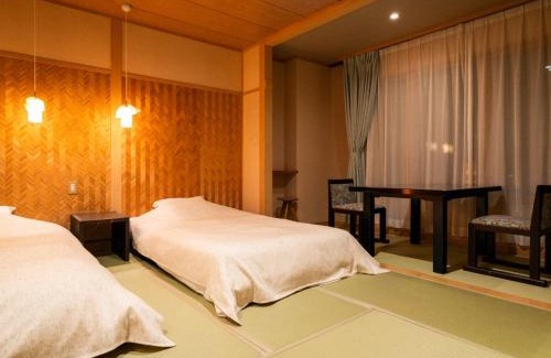 Harunako Onsen Hotel | Hibikino