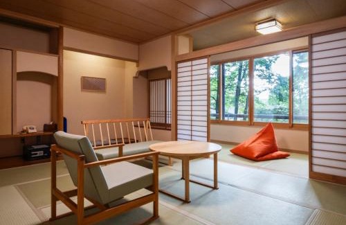 Harunako Onsen Hotel | Hibikino