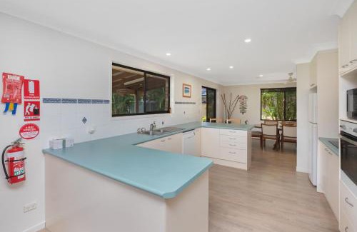 Tuncurry House | Hibiscus 8