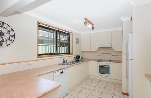 Tuncurry House | Hibiscus 9 - Waterfront Home!
