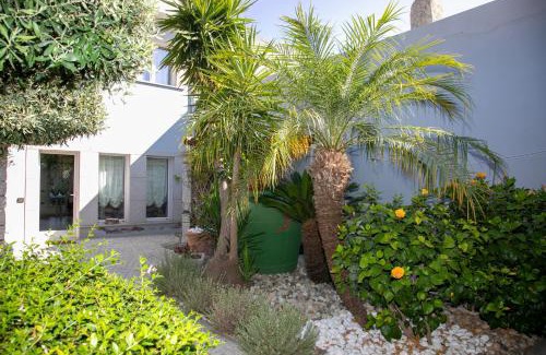Villasimius Bed & Breakfast | Hibiscus B&B