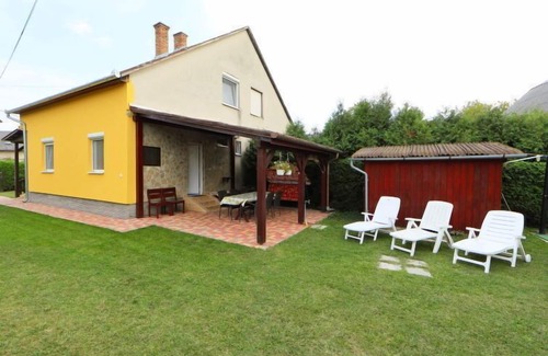 Balatonkeresztur House | Hibiscus by Interhome