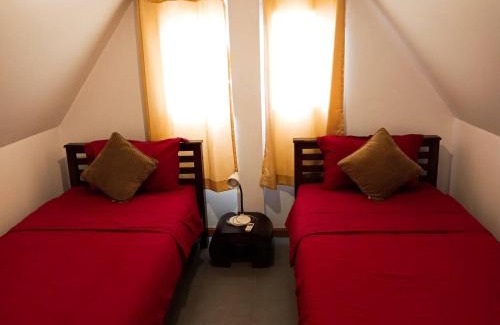 Ko Chang House | Hibiscus Cottage