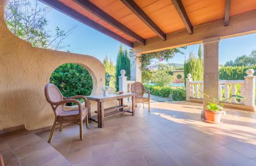 Crestatx Villa | Hibiscus