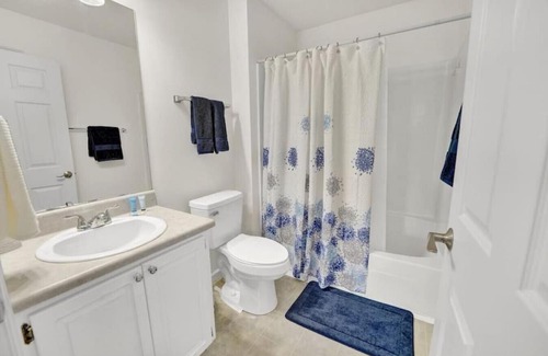 Thomas Drive House | Hibiscus Hideout