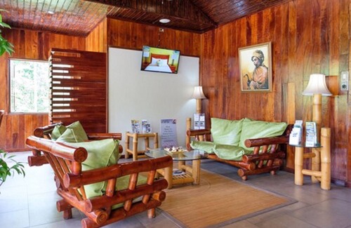 Ocho Rios Hotel | Hibiscus Lodge