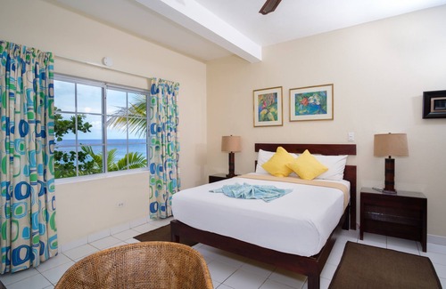 Ocho Rios Hotel | Hibiscus Lodge