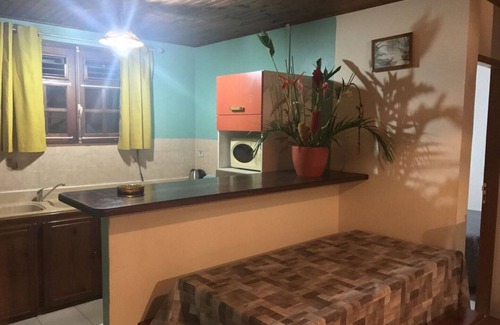 Fontaine de Moutte House | HIBISCUS Residence.