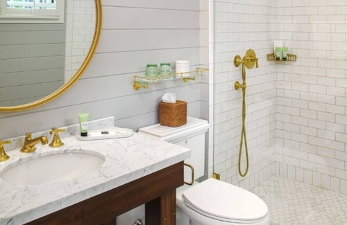 Shelter Island Heights Hotel | Hickory Cottage | The Pridwin Hotel and Cottages