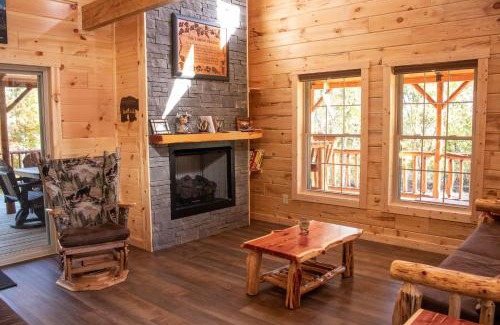 Elizaville House | Hickory Ridge Cabin+Fire pit