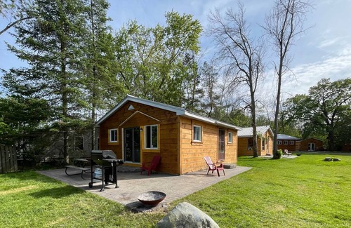 Trent Hills House | Hickory Waterfront Cottage #2
