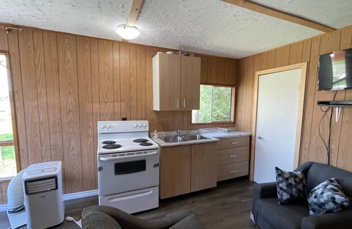 Trent Hills House | Hickory Waterfront Cottages #4