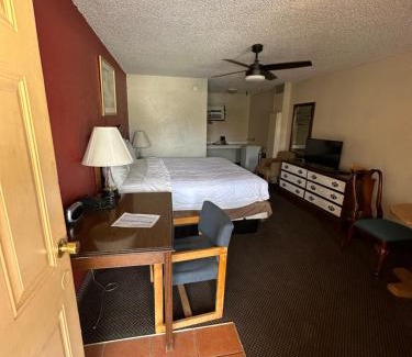 Hico Hotel | Hico Hills Inn
