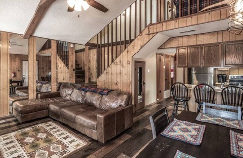 Ruidoso Cabin | Hidalgo Haven - Private Hot tub, Large deck, Lots of Wildlife