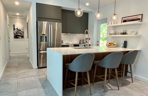 Sarasota House | Hidden Gem in Charming Sarasota, Florida