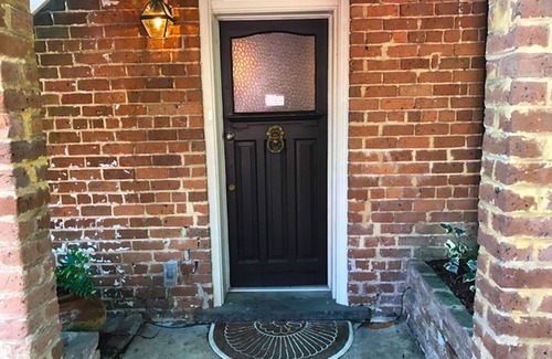 Historic Downtown Savannah Apartment | Hidden Gem in the Historic District - Great Value