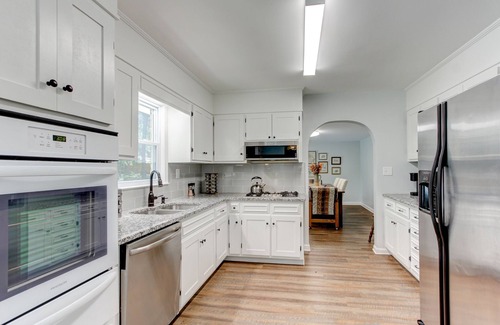 Fayetteville House | Hidden gem in the heart of Fayetteville