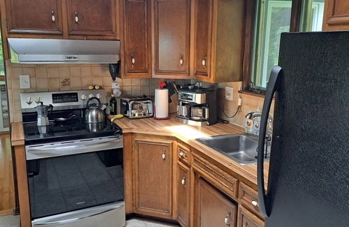 New Milford House | Hidden Gem on Private Road - Hike; Swim, Ski, Sauna; Relax - Repeat!