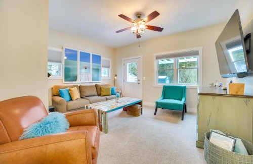Charlevoix House | Hidden Gem Steps to Lake Michigan and Downtown!