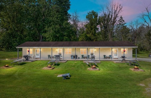 Durhamville House | Hidden Harbor Marina Unit 4 - Oneida Lake's Premier Fishing Paradise!