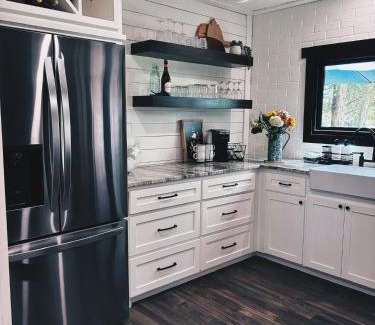 Era Apartment | Hidden Meadow - rustic hideaway