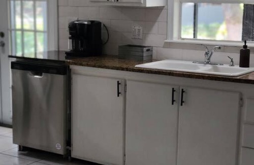 Gibsonton House | Hidden Oaks