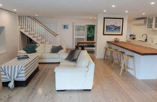 Newport House | Hidden Oasis - Beach Sanctuary