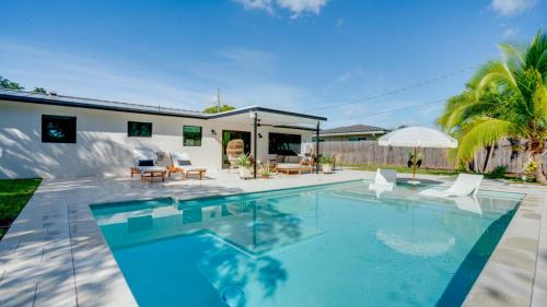 Deerfield Beach House | Hidden Oasis in Deerfield Beach with Heated Pool