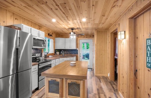 Brainerd Cabin | Hidden Pines - Sauna + Beach - Just 5 Mins From Town!