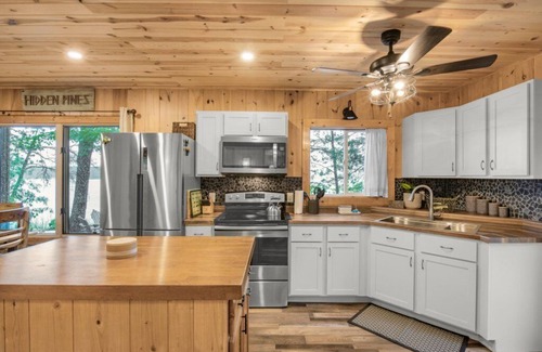 Brainerd Cabin | Hidden Pines - Sauna + Beach - Just 5 Mins From Town!