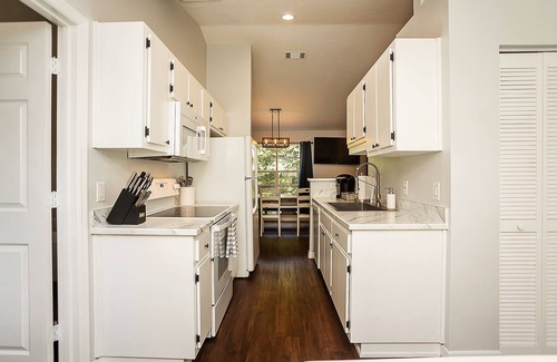 Gainesville House | ⋘ Hidden Retreat 12min to UF or Downtown Gainesville 30min to the Springs ⋙