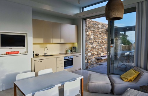 Platia Ammos Villa | Hidden Retreats Kythera