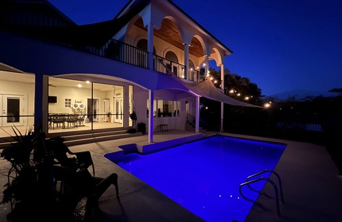 Tropic House | Hidden River Estate on the Eau Gallie River!