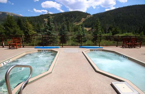 Mountain House House | Hidden River Lodge 5992 by SummitCove Lodging