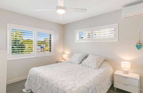 Bilinga Apartment | Hidden Treasure - Bilinga Absolute Beachfront