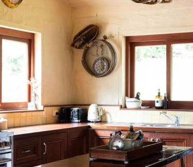 Apollo Bay House | Hideaway Cottage - Secluded Retreat - Pet Friendly