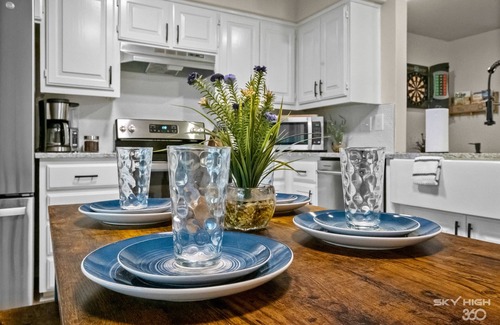 Bella Vista House | Hideaway In The Highlands : Bike, Lake, Golf, Pet Friendly