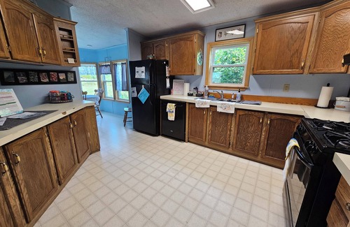 Three Mile Bay House | Hideaway Lodge