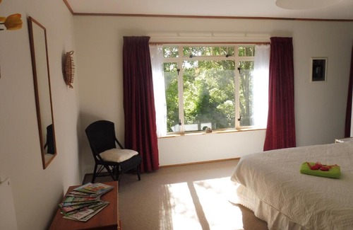 New Plymouth House | Hideaway Off Heta